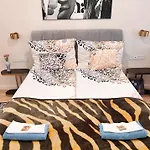 Brand New Parliament Designer Smarthome בודפשט