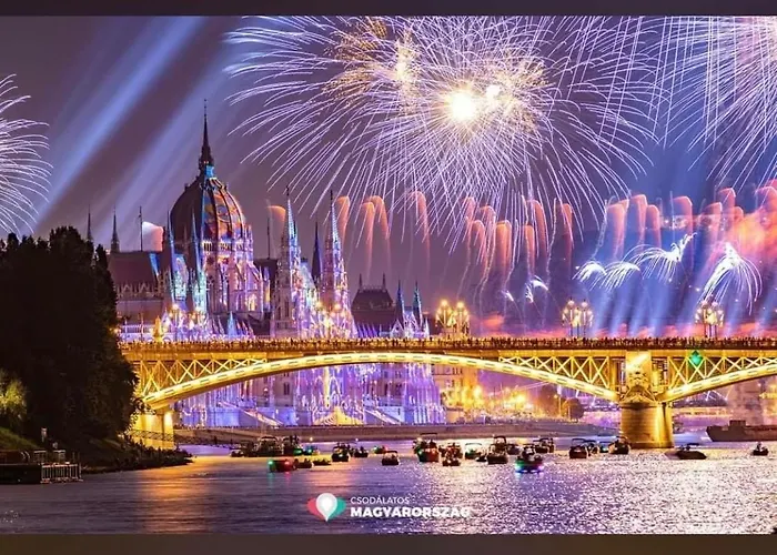 Brand New Parliament Designer Smarthome For 4 Ppl Apartament Budapeszt